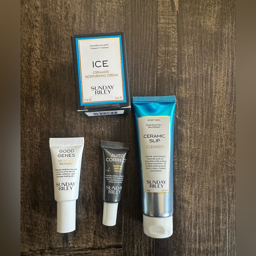 Sunday Riley 4pc Skincare Samples